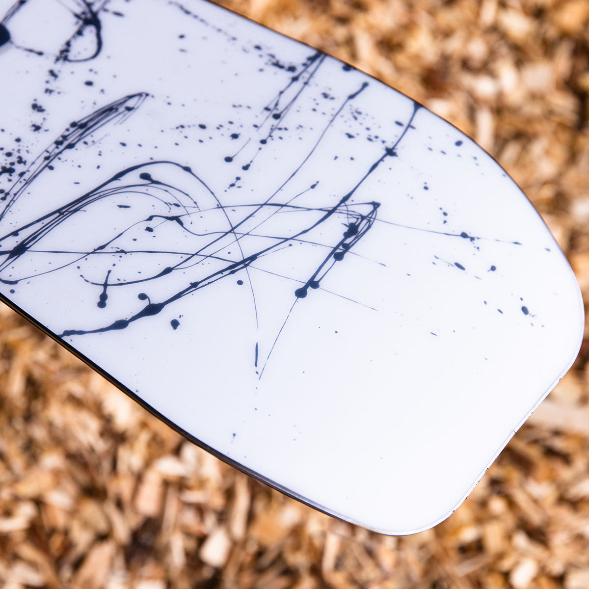 Slash by GiGi - ATV Snowboard - ApARTment