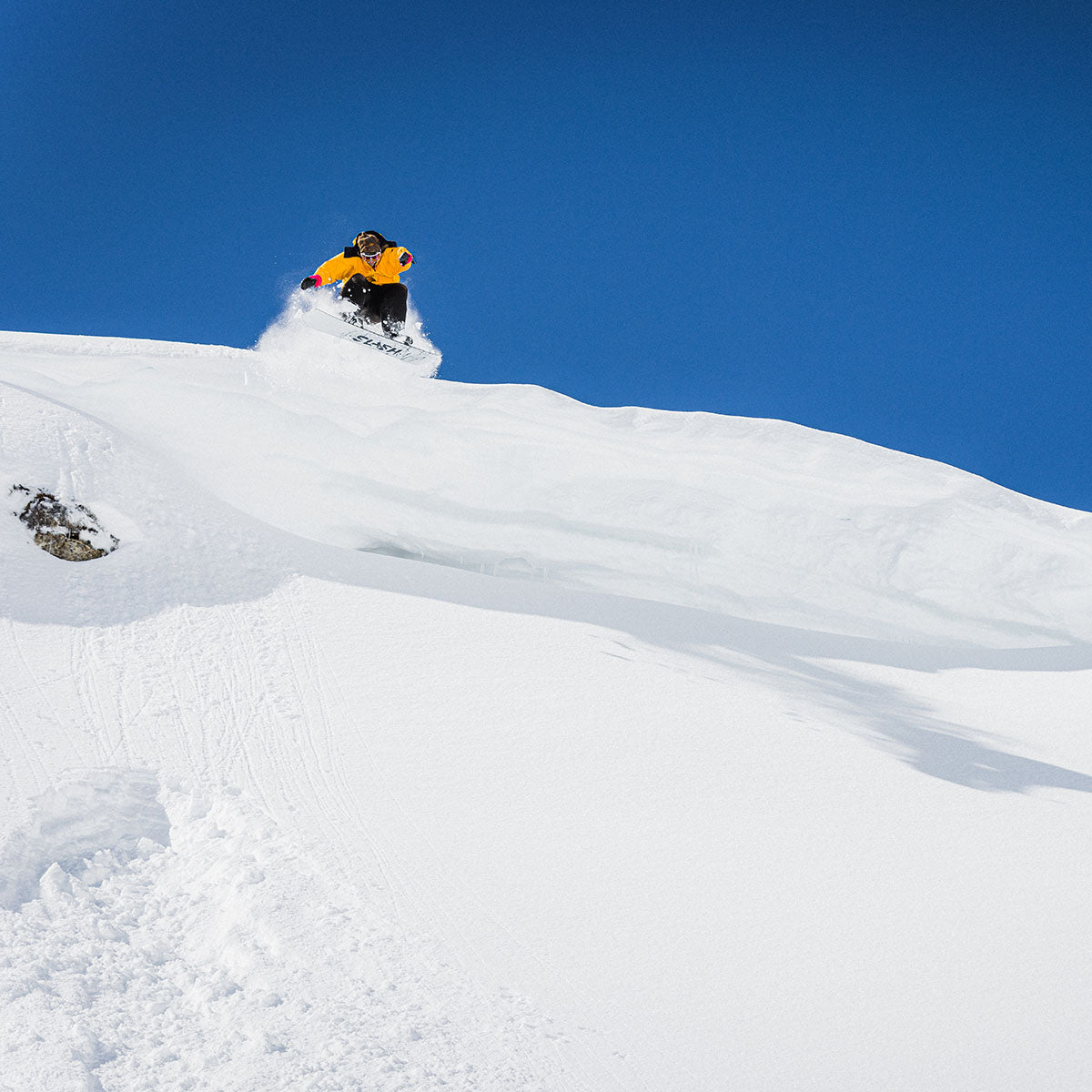 Slash by GiGi - ATV Snowboard - ApARTment