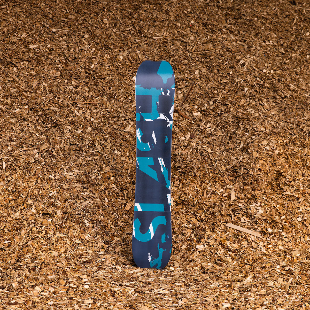 Slash by GiGi - Brainstorm Snowboard - ApARTment