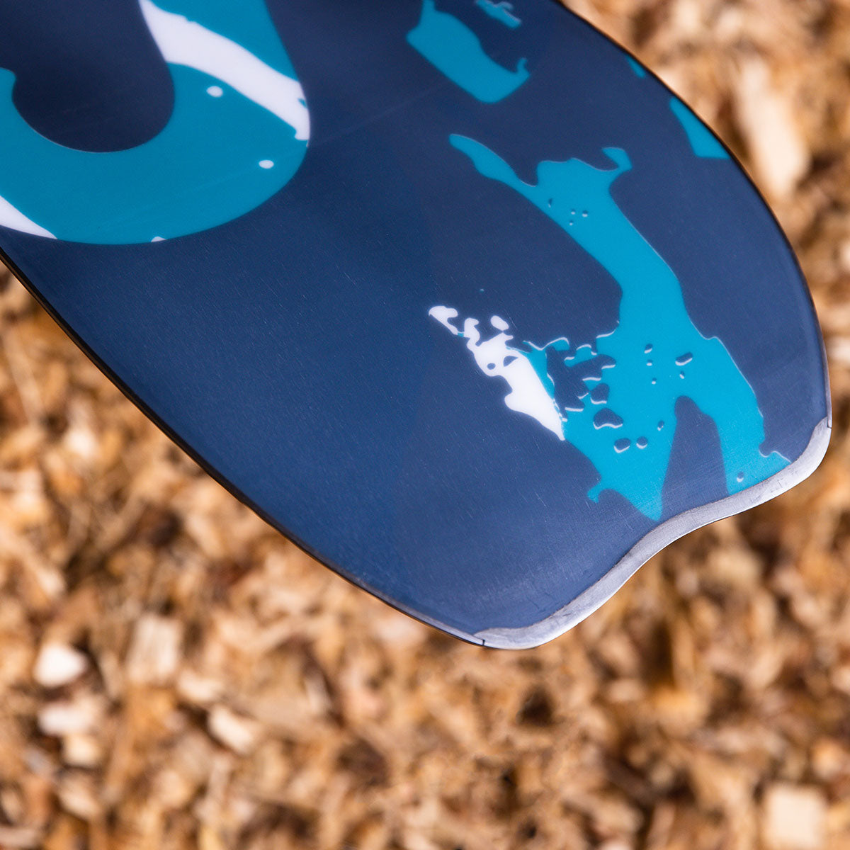 Slash by GiGi - Brainstorm Snowboard - ApARTment