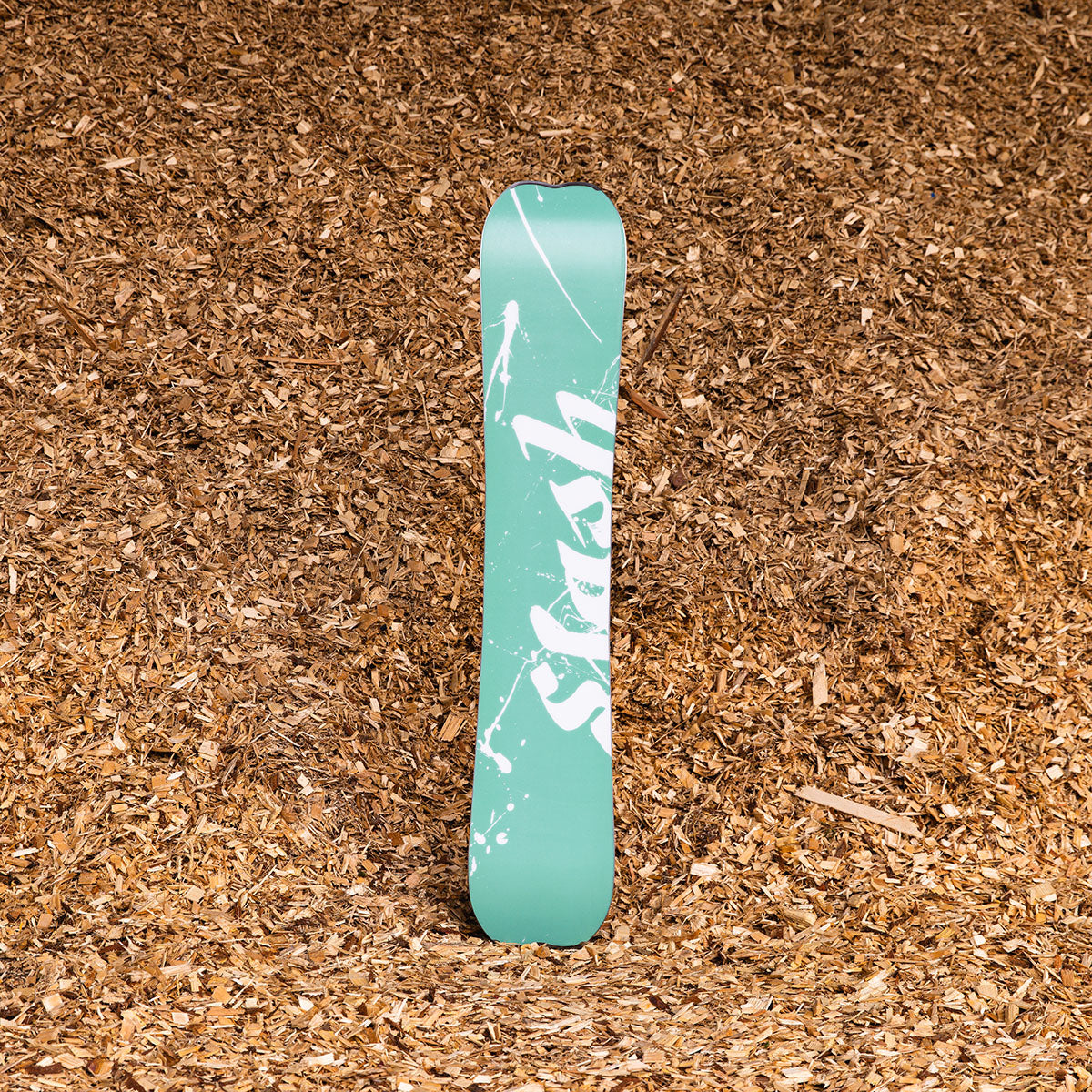 Slash by GiGi - Spectrum Snowboard - ApARTment